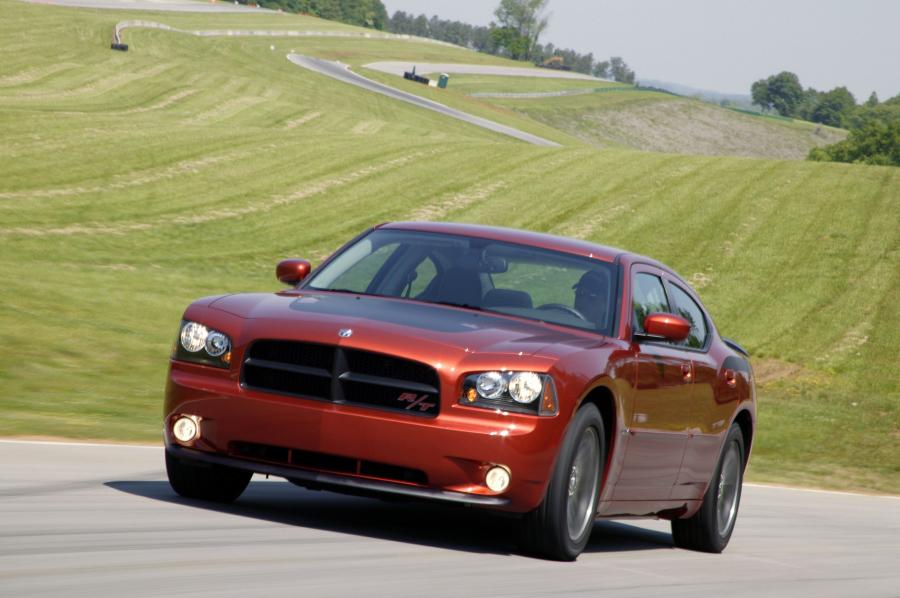  Dodge Charger Daytona R/T 2006 года  (фото 24 из 38)